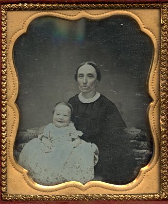 Daguerreotype of smiling baby